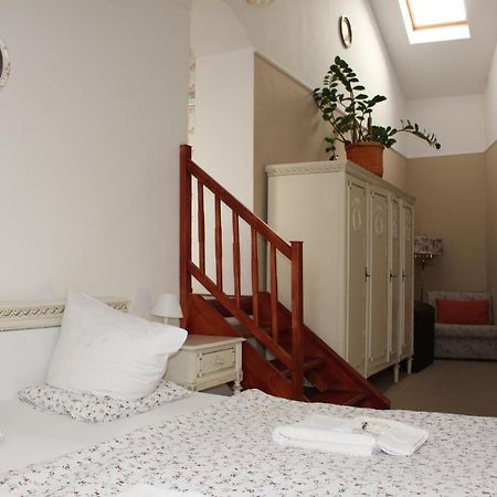 Hotel Excellent Kroměříž Екстериор снимка