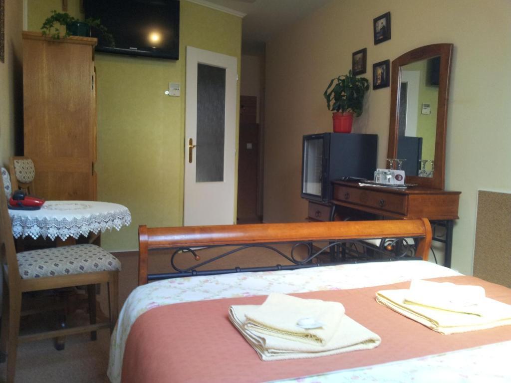 Hotel Excellent Kroměříž Стая снимка
